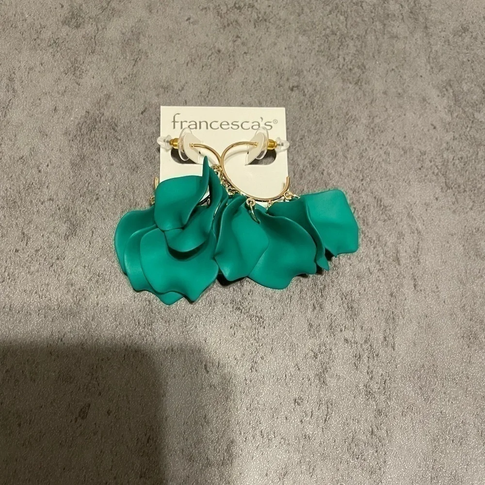 BNWT CINDY PAINTED CHANDELIER HOOPS - Picture 3 of 3